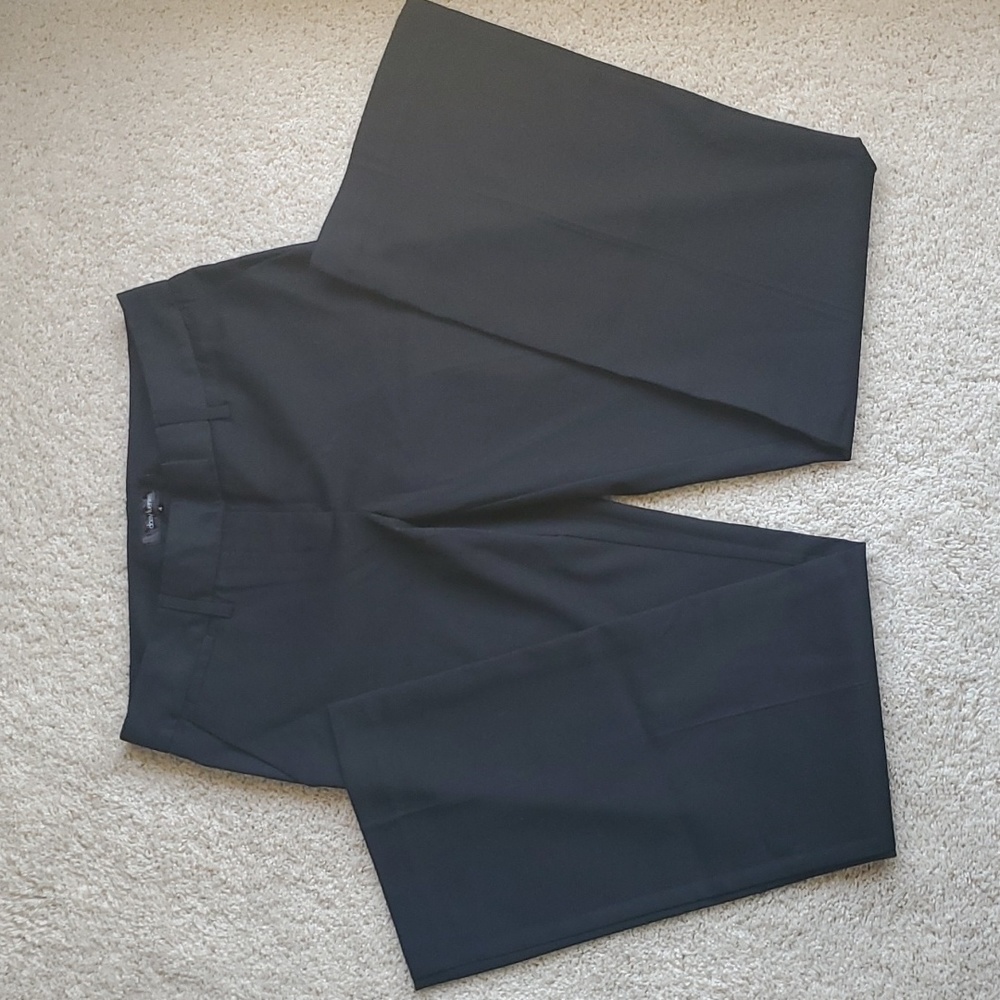 Daisy Fuentes Dress Pants Size 4 Regular Color Black